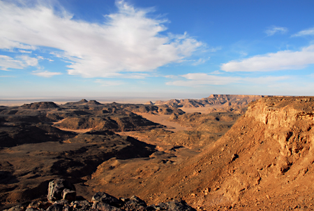 Stefano Miglietti, nel deserto Gilf el Kebir, 2006 - photo by NikBarte