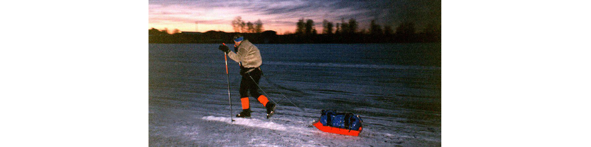 Stefano Miglietti, runner estremo durante la gara SUSITNA 100 (Alaska 2003)